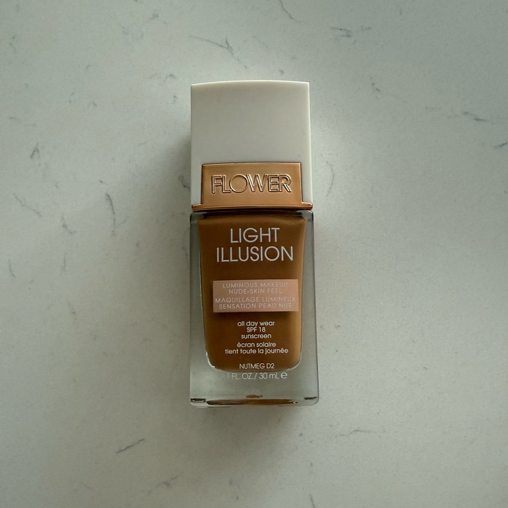 FLOWER Beauty Light Illusion Liquid Foundation SPF‎ 18 - Nutmeg D2 - New Sealed - Picture 3 of 6
